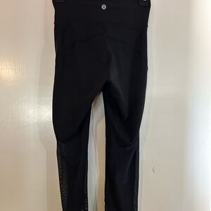 Black Lululemon Athletic Leggings